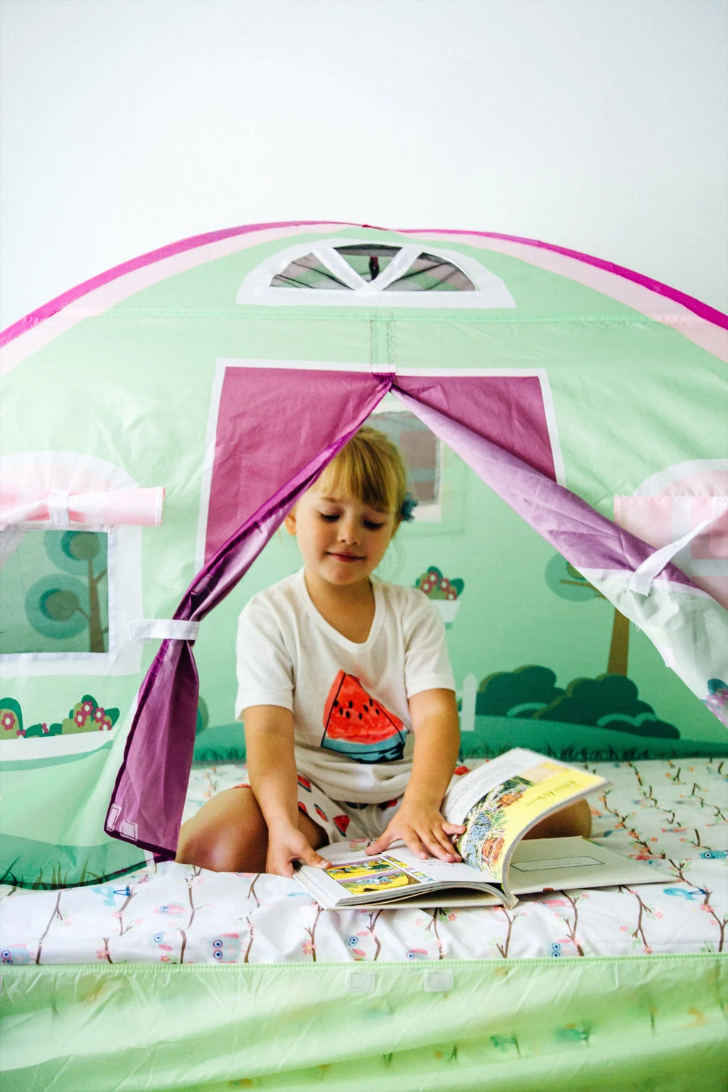Twin Bed Tent D742059