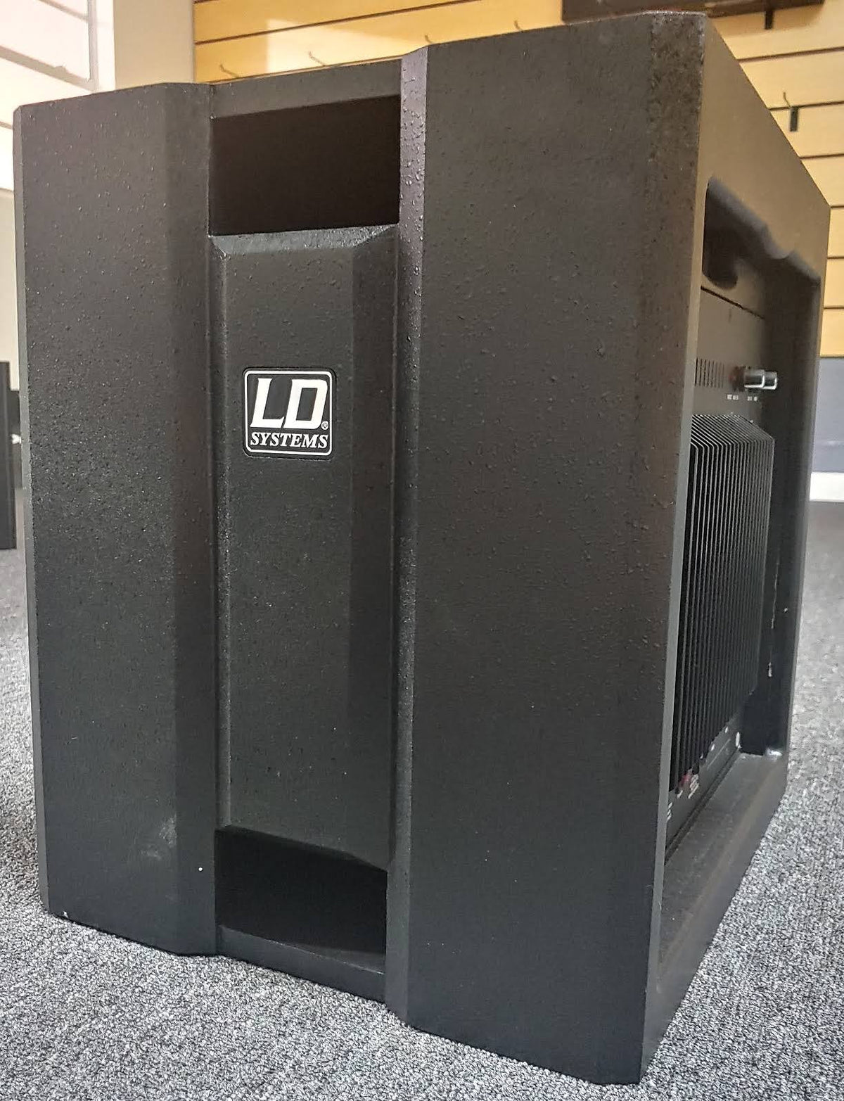 Portable Active PA System with 3-Channel Mixer R56464
