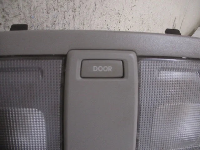 Pre-Owned Kia Sportage Overhead Roof Console w/Lights OEM Q217