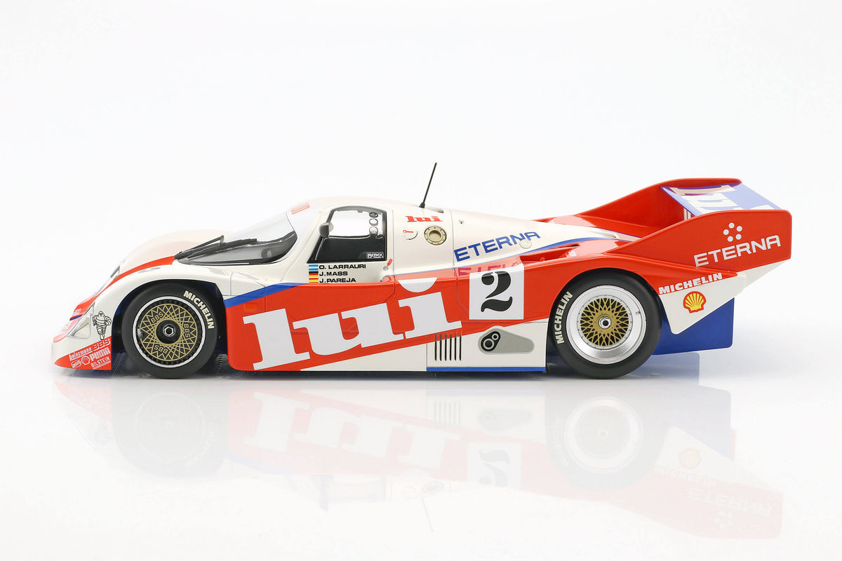 Diecast Model P527