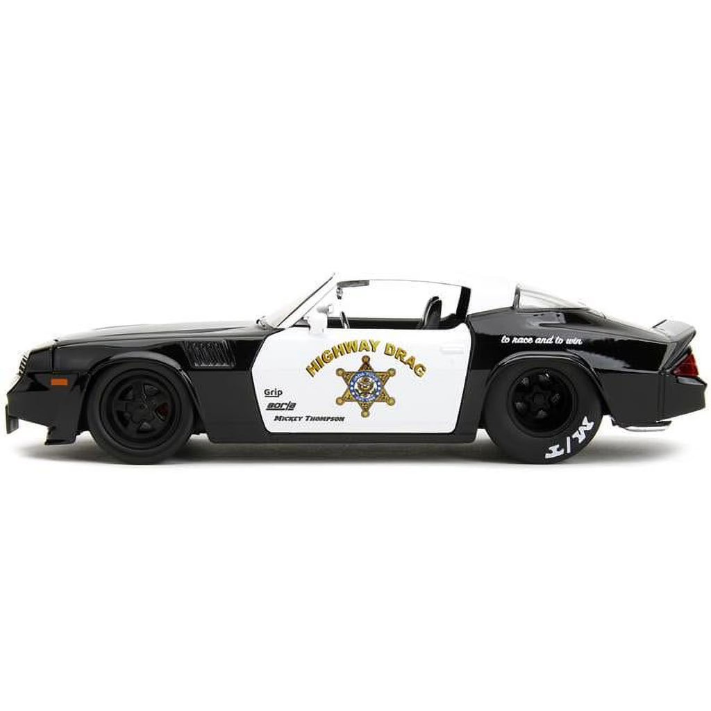 1/24 Diecast Model Car I6897