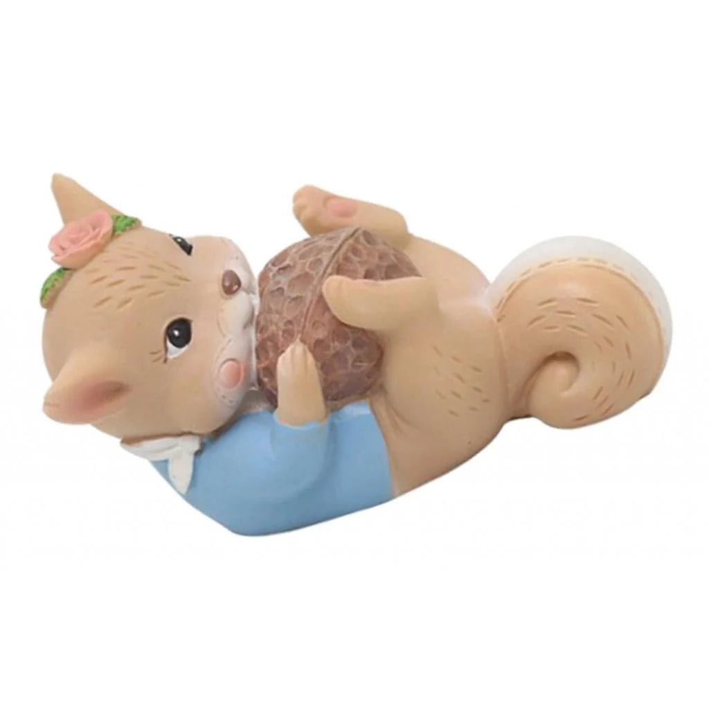 Walnut Mini Resin Squirrel Figures Hand-painted Ornament M100