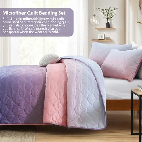 King Size Green Microfiber Quilt with 2 Pillow Shams I123988
