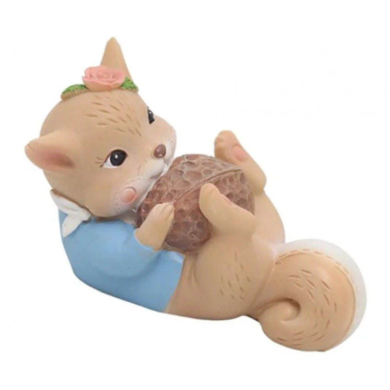Walnut Mini Resin Squirrel Figures Hand-painted Ornament M100