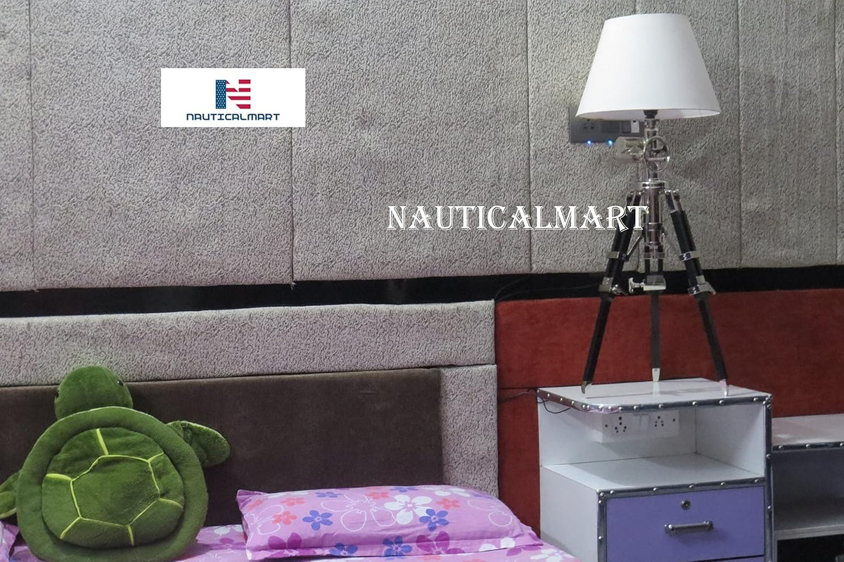 Tripod Table Lamp F30274