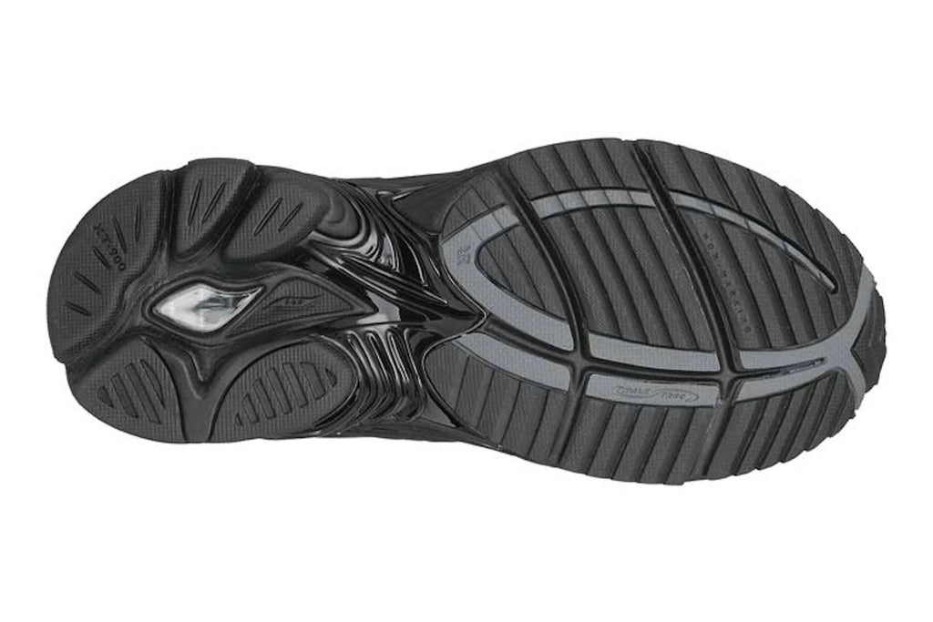 Black Grid Omni Walker Shoes Y927978