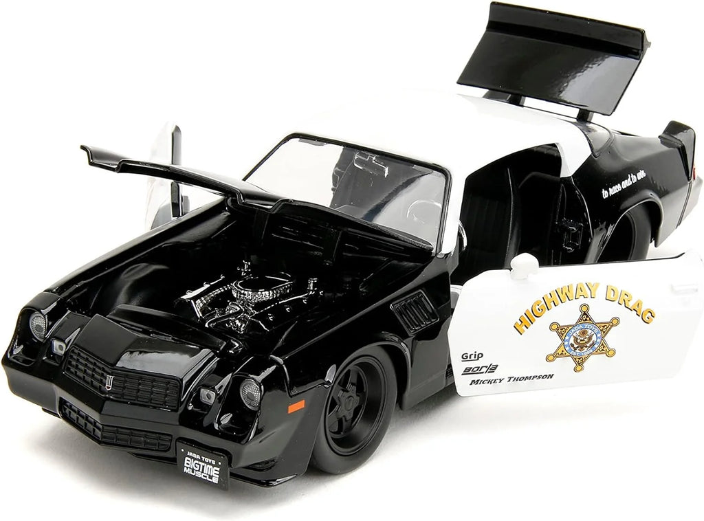 1/24 Diecast Model Car I6897