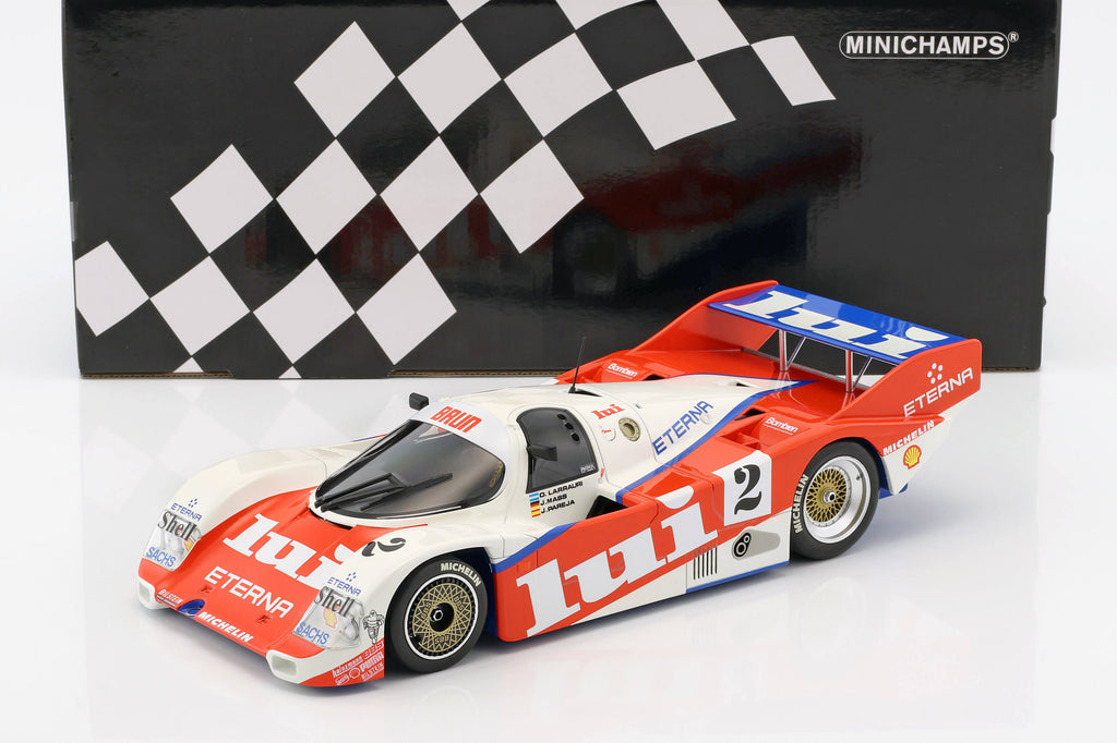Diecast Model P527
