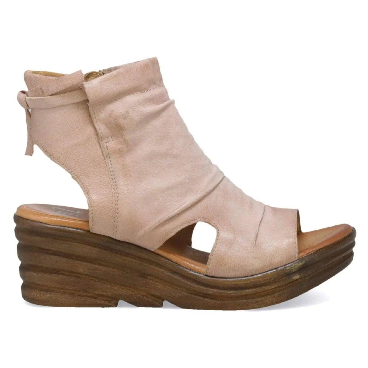Pearl Size 41 Shoes T7339